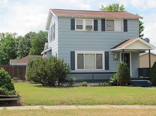 101 E Sagola Ave, Kingsford, MI 49802