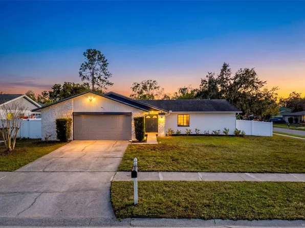 7813 River Ridge Dr, Temple Terrace, FL 33637