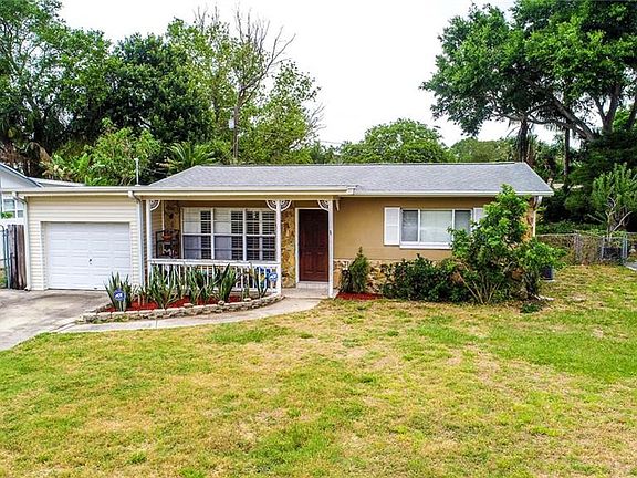 2nd image of 10997 Village Green Ave