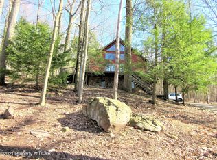 231 Avalanche Ln, Drums, PA 18222