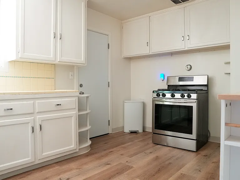 1531 W Mendocino Ave — Photo 15