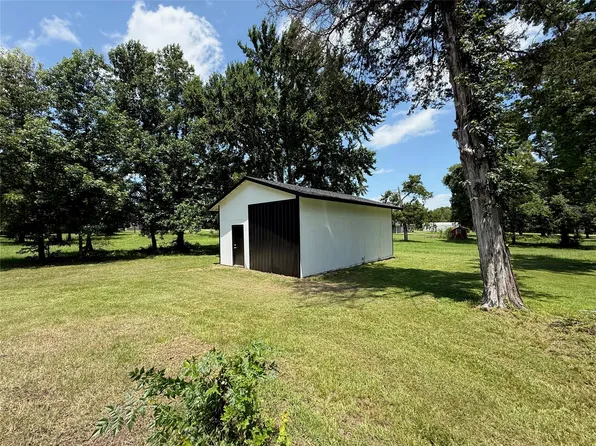 322 County Road 2600, Pittsburg, TX 75686