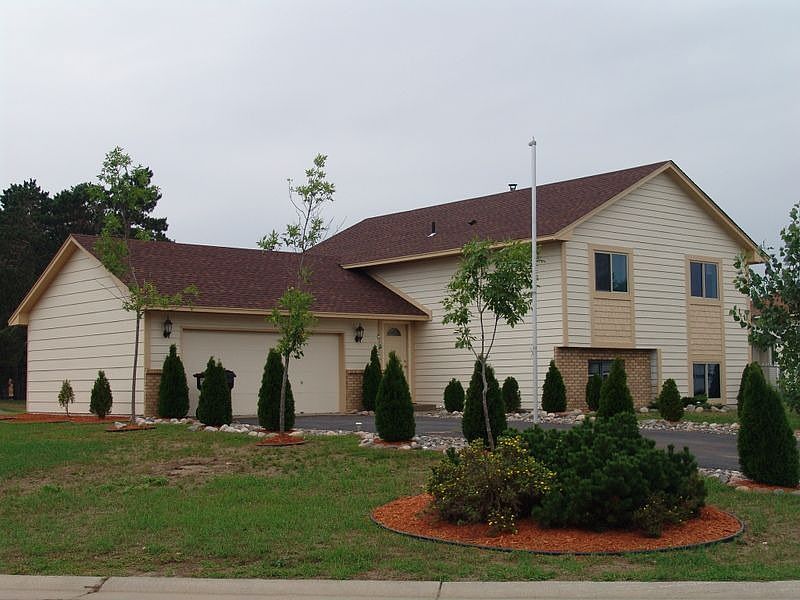 Front view of home