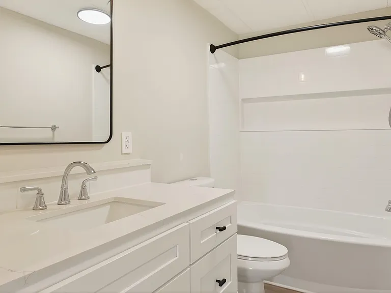 Full Bathroom with Quartz Countertops, White Shaker Vanity