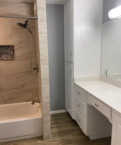 609 Williamsburg Ct #609 — Photo 12