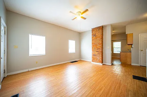 755 Wager St Photo 1
