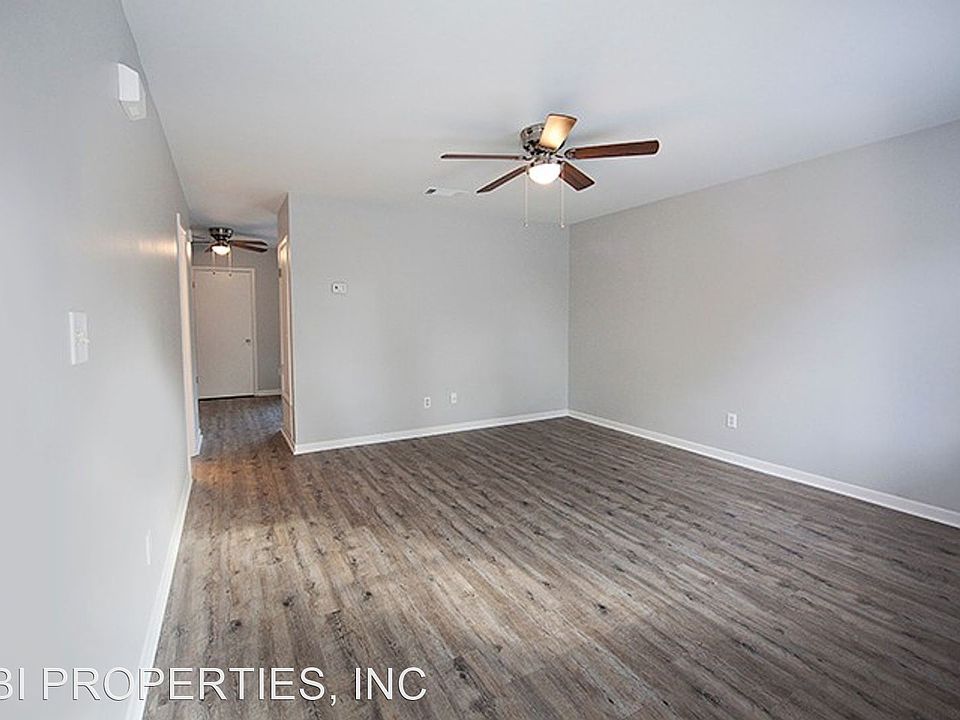 1st image of 411 Hickory Ave