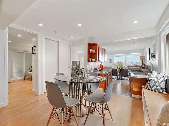 3rd image of 49 B Miguel St