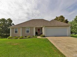 235 Meyers Lake Ct, Benton, MO 63736