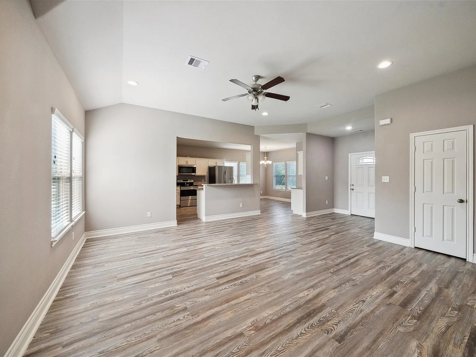 3 bed, 2.0 bath, 1536 sqft, $1,775 — Photo 4