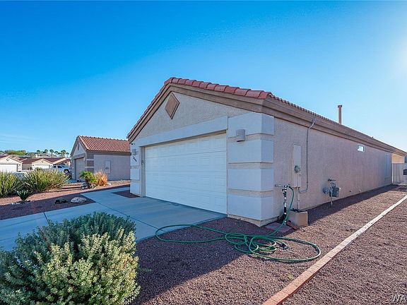 3rd image of 3046 Siena Drive