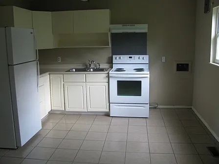 1503 Bellepark Dr. - 1 — Photo 4