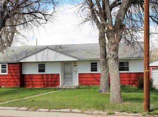 1300 Amoretti St, Thermopolis, WY 82443
