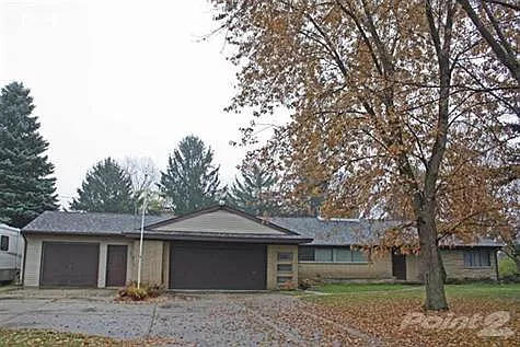 1172 N Dye Rd photo 1