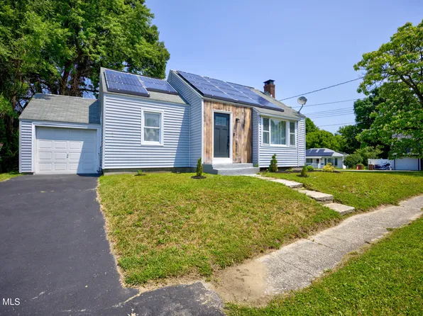 335 Hampton Ave, Rensselaer, NY 12144