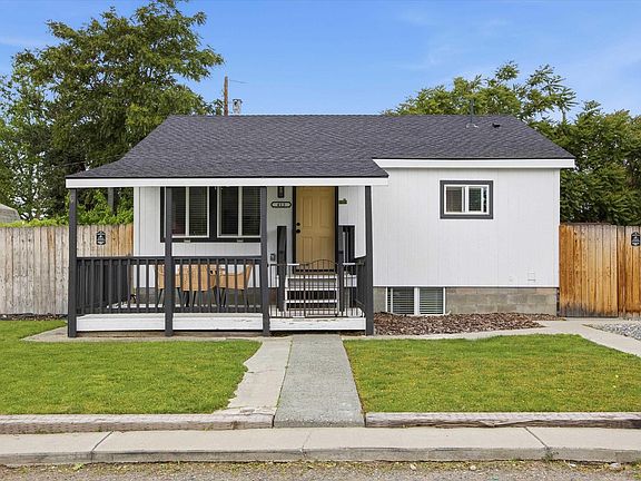 4th image of 413 Snow Ave