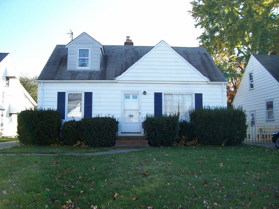 8303 Stratford Rd