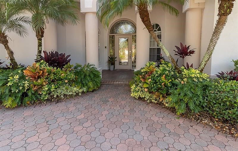 Paver driveway and grand entrance