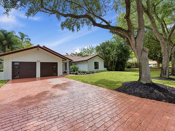 2nd image of 1533 NW 111th Avenue