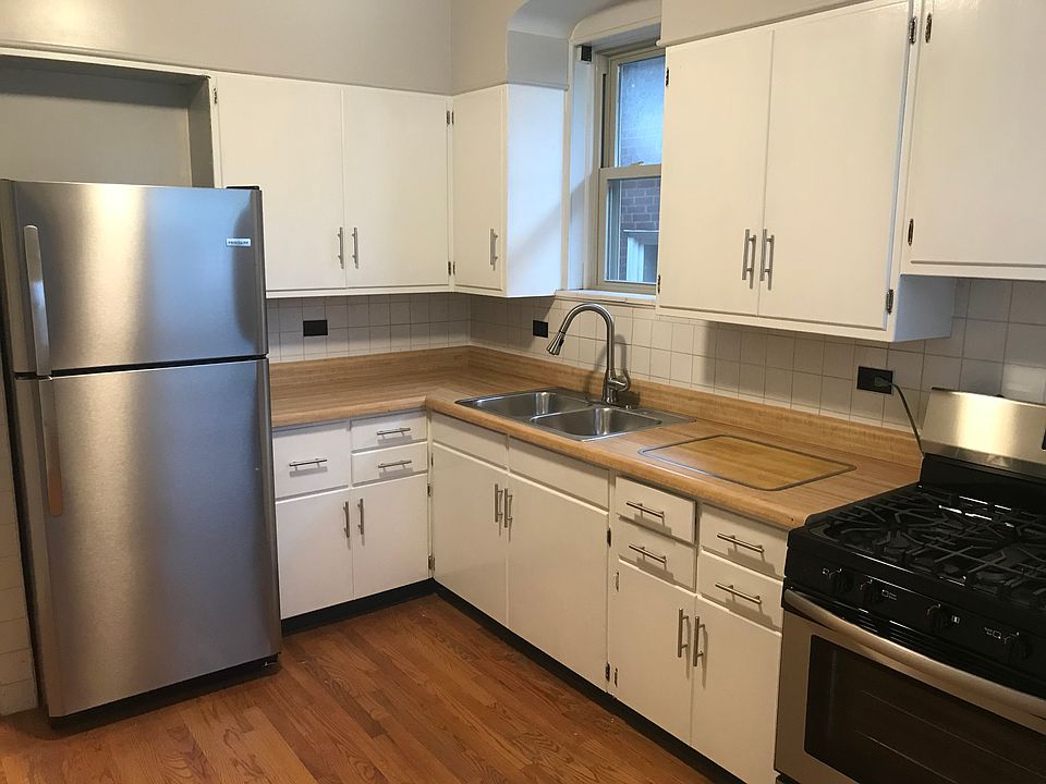 1st image of 5025 Tholozan Ave #2