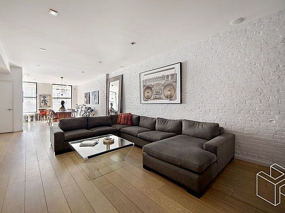 2nd image of 75 Ludlow St #4A