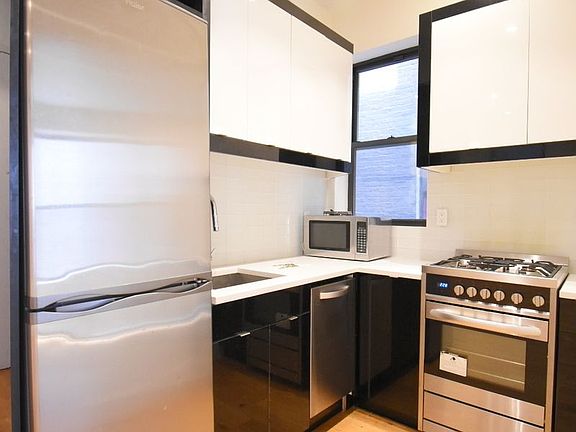 5th image of 1792 Amsterdam Ave Floor 3