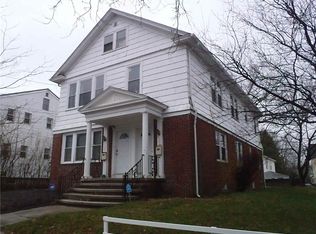138 Woodbine St, Providence, RI 02906