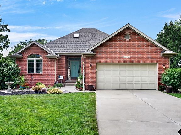 2nd image of 21901 Woodland Hills Cir