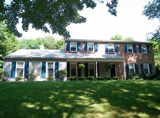 20 Carosal Ln, Willow Grove, PA 19090