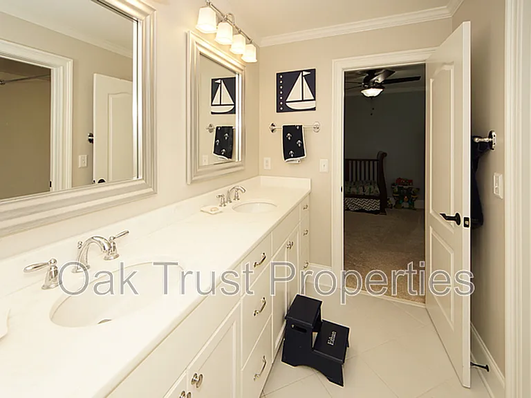 125 Brogun Ln — Photo 27