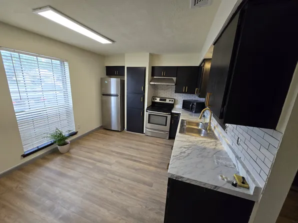 1006 Pleasant Valley Ln, Arlington, TX 76015