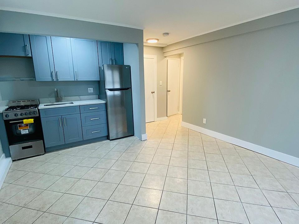 1st image of 257 E Broadway