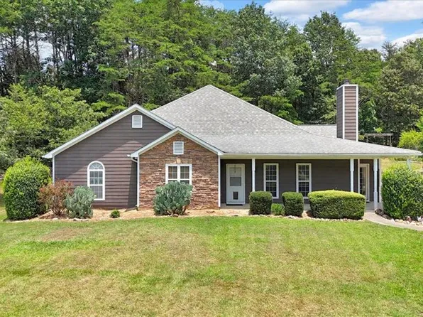 13 Indian Valley Way, Rydal, GA 30171