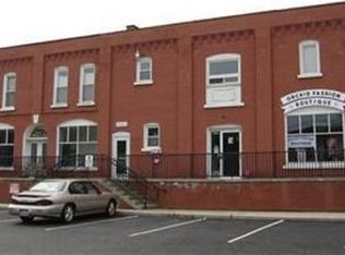 330 E Garfield Rd, Aurora, OH 44202