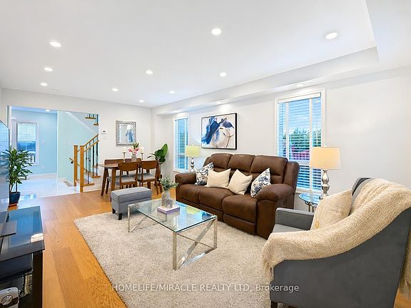 3rd image of 54 Starhill Cres