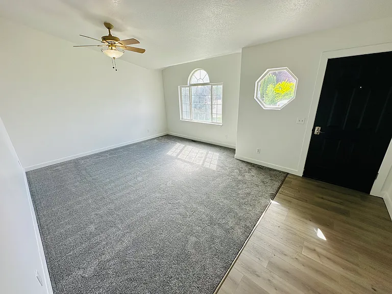 306 Quail Cove Cir — Photo 6