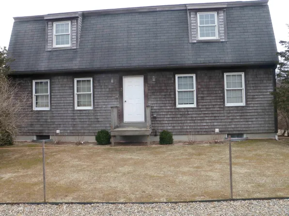 13B 1st Way #B, Nantucket, MA 02554