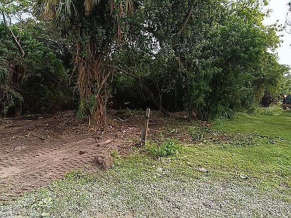2nd image of 4660 36th Ave