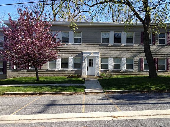 3rd image of 106 Fusting Ave APT D