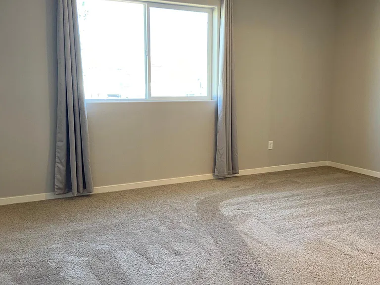 535 Gloria May Ln — Photo 9