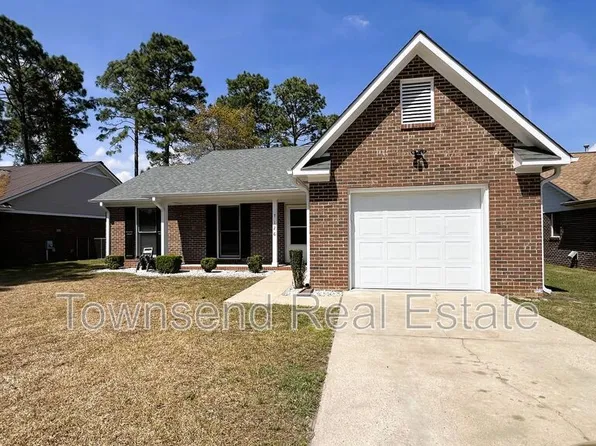 7126 Kearny Ave, Fayetteville, NC 28314