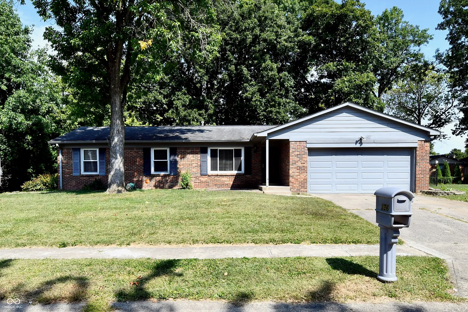 336 Ottawa Dr photo 1