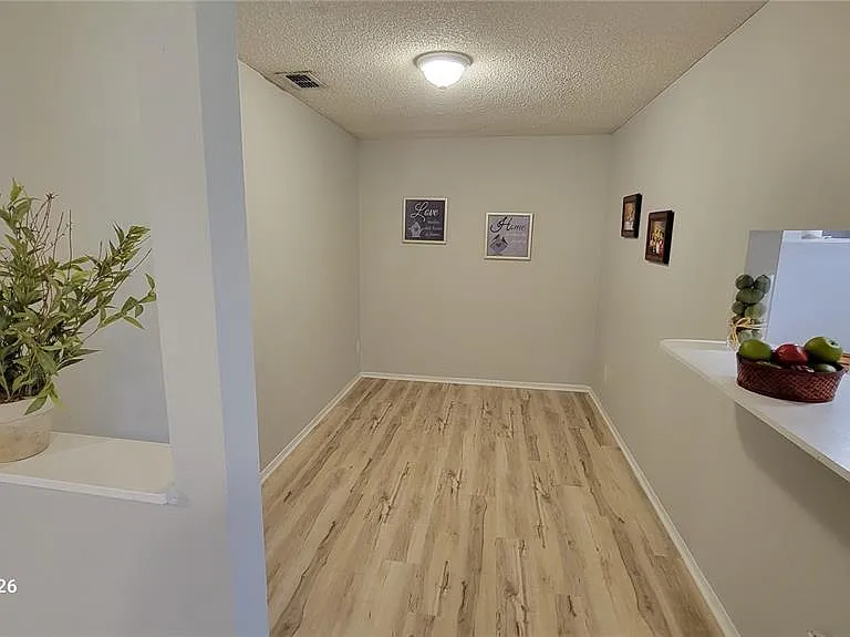 4136 Pershing Pointe Pl #5 — Photo 11
