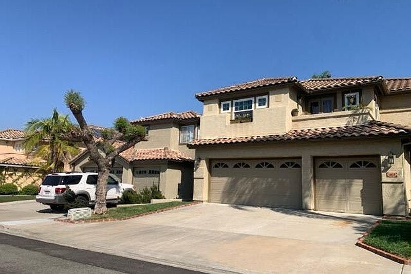 2nd image of 1013 Oak Hill Dr