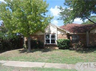 10311 Hillhouse Ln, Dallas, TX 75227