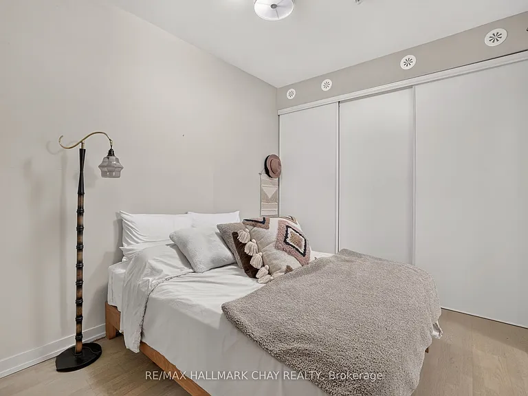 140 Broadview Ave #52 — Photo 11