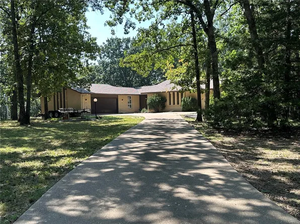 3481 S Pump Station Rd, Owensville, MO 65066