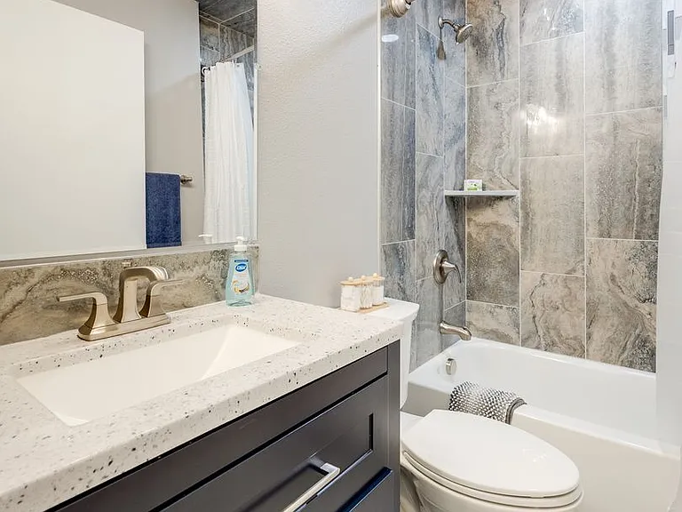 508 Southway Dr — Photo 8