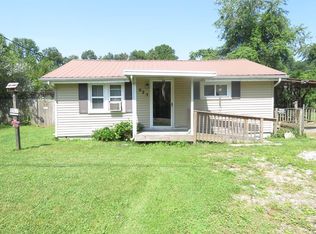 625 Barney Holt Rd, Jamestown, TN 38556