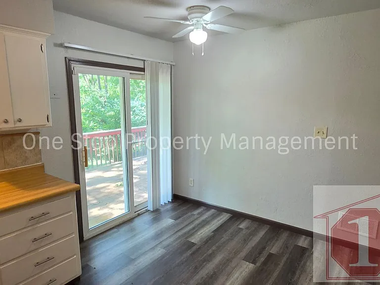 8713 E 111th St — Photo 5